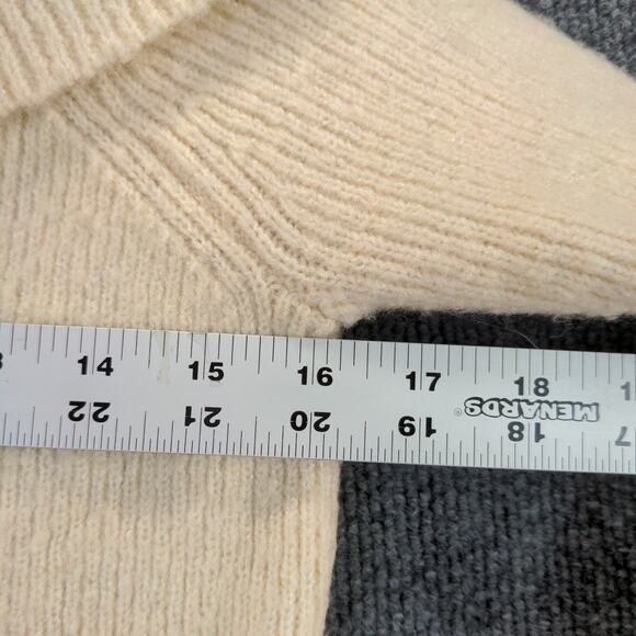 Forever 21 Womens Cowl Neck Sweater Size Small Cream Tag Logo - Picture 5 of 10